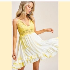 **NEW ARRIVAL**  NWOT LACE YELLOW TIE DYE SUMMER ☀️ SUNDRESS